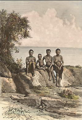 Femmes et Enfant Pahouins Sur Les Bords De L´Ogôoué,