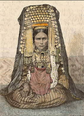 Femme Turkmène